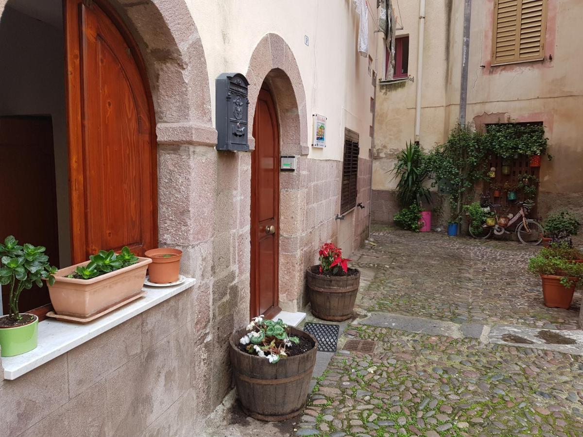 B&B Da Antonella Bosa Exterior photo